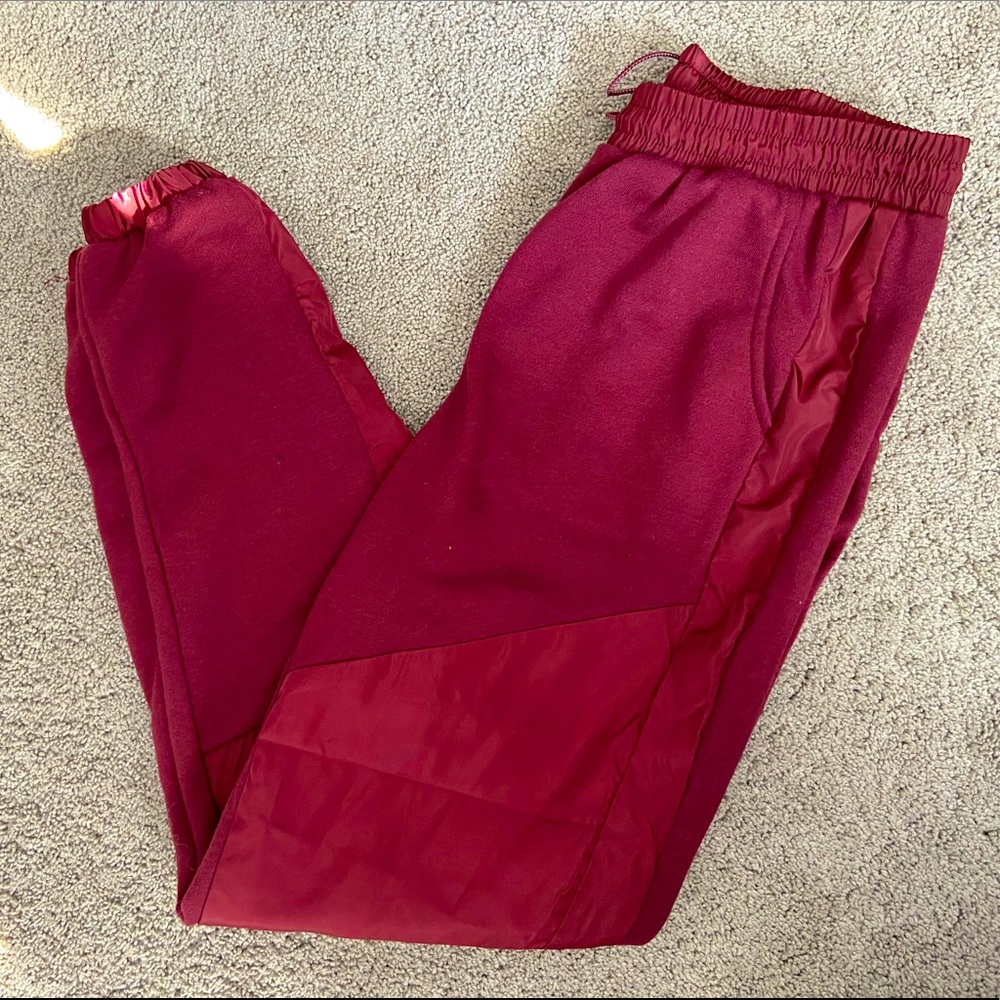 Maroon Fashion Nova Sweatpaints❕